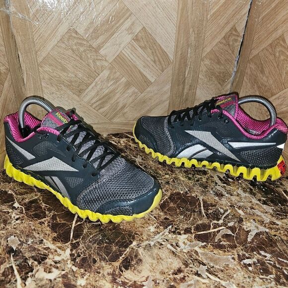 Reebok Women's Zignano Running Training Gray Shoes Size 8. 542 - Picture 1 of 10